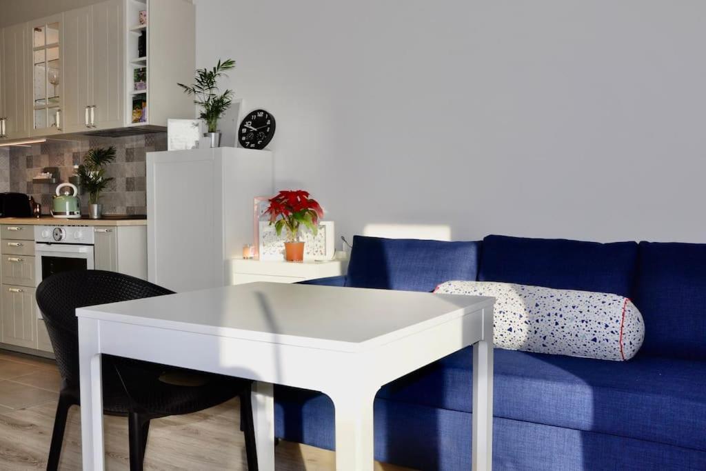 New Studio Apartment In Central Budapest - Free Parking Bagian luar foto