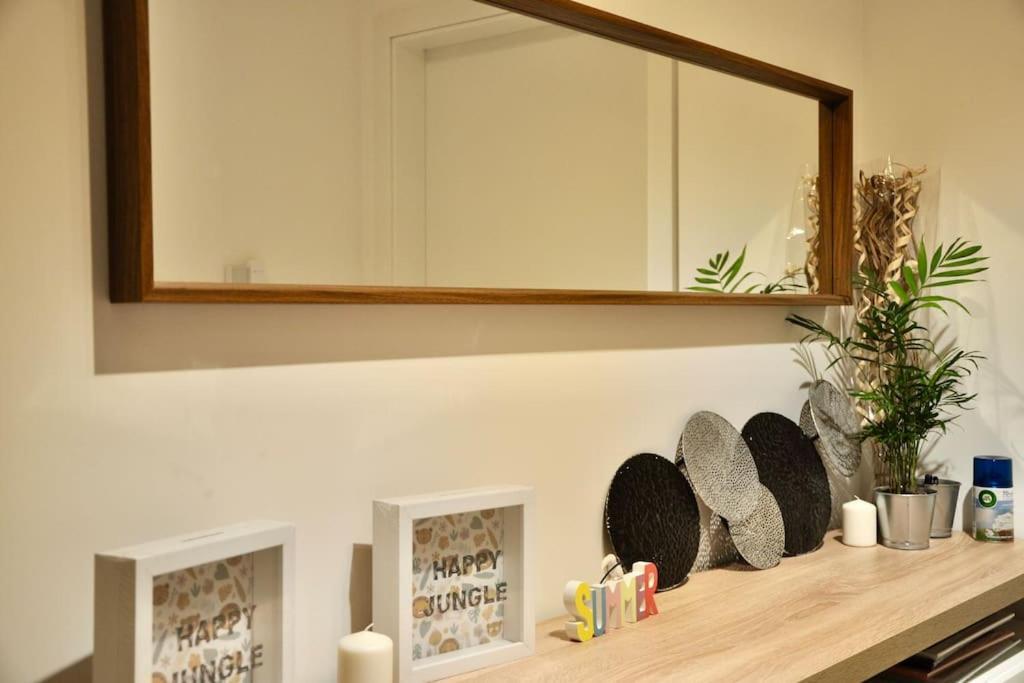 New Studio Apartment In Central Budapest - Free Parking Bagian luar foto