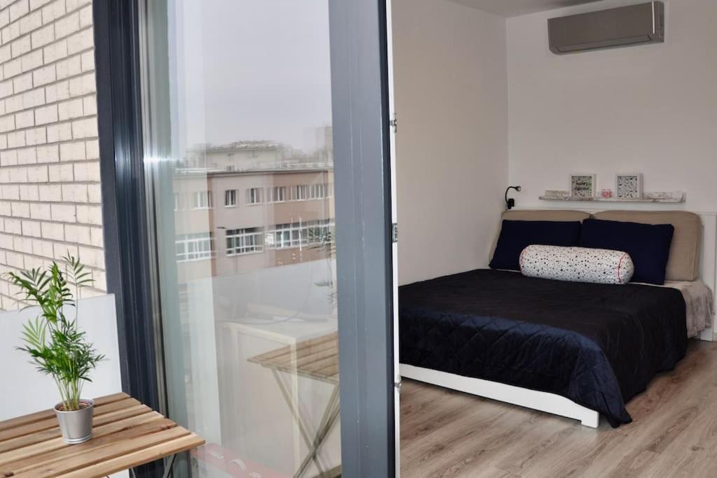 New Studio Apartment In Central Budapest - Free Parking Bagian luar foto