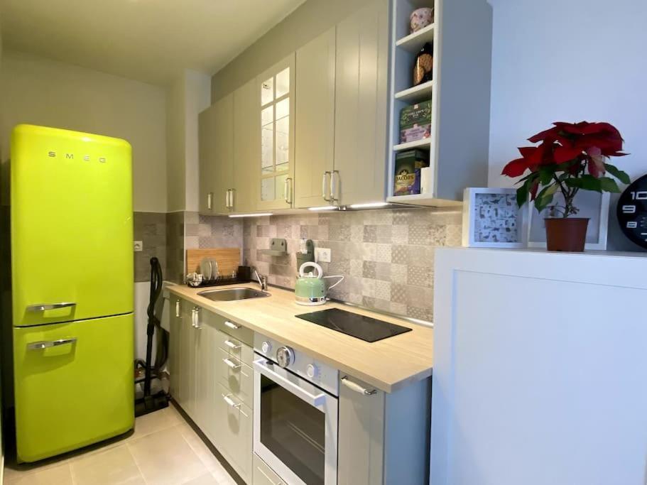 New Studio Apartment In Central Budapest - Free Parking Bagian luar foto
